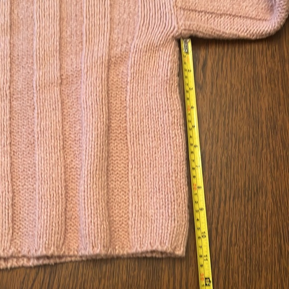 Pacsun women’s M knit pink oversized cropped sweater - Picture 4 of 7